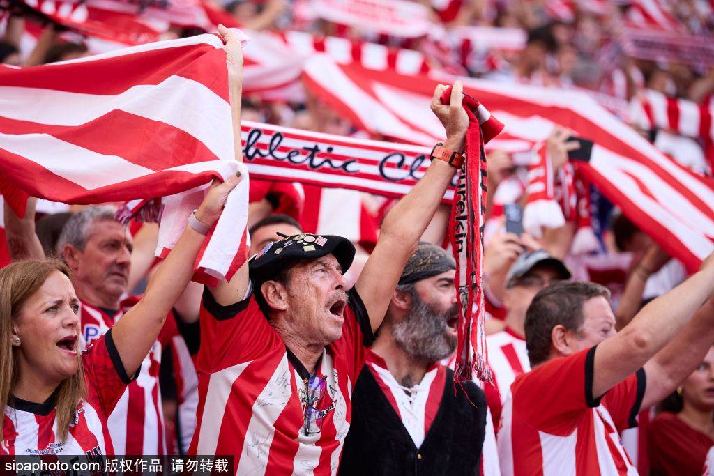 在历史上, 进行, 轮中 在历史上, 进行, 轮中