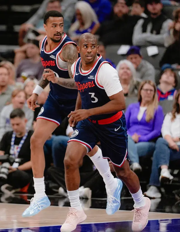 球迷更看好, img, 交出了